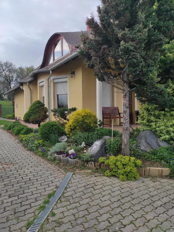Dorina Apartman Zalakaros Esterno foto